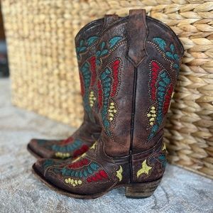 ✨Corral Boots✨Girls Size 2✨GREAT condition✨